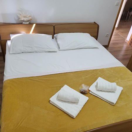 Apartment Luna Malinska Eksteriør bilde