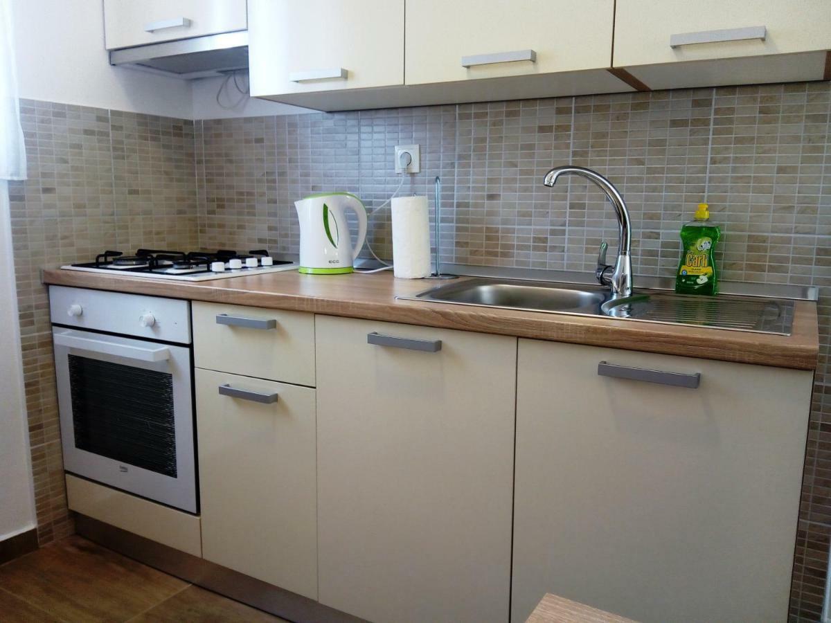 Apartment Luna Malinska Eksteriør bilde